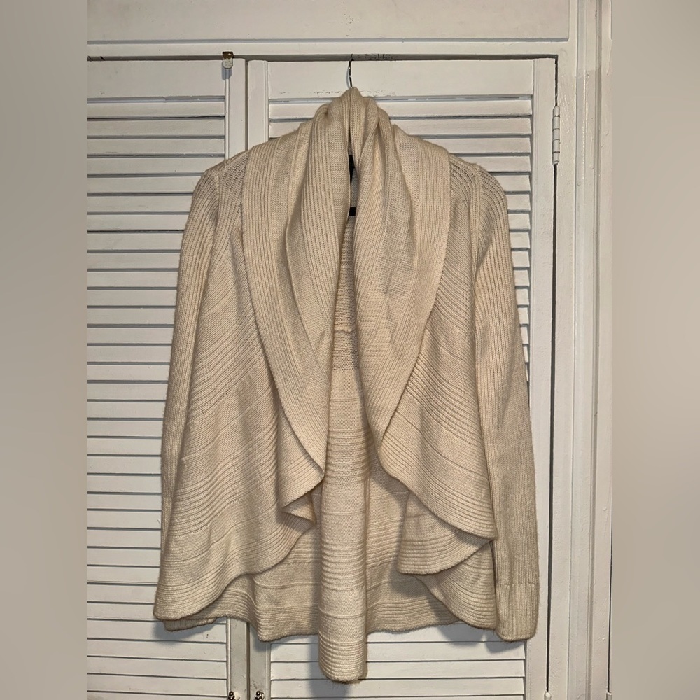 029 White House | Black Market Wool and Cashmere Blend Cardigan
